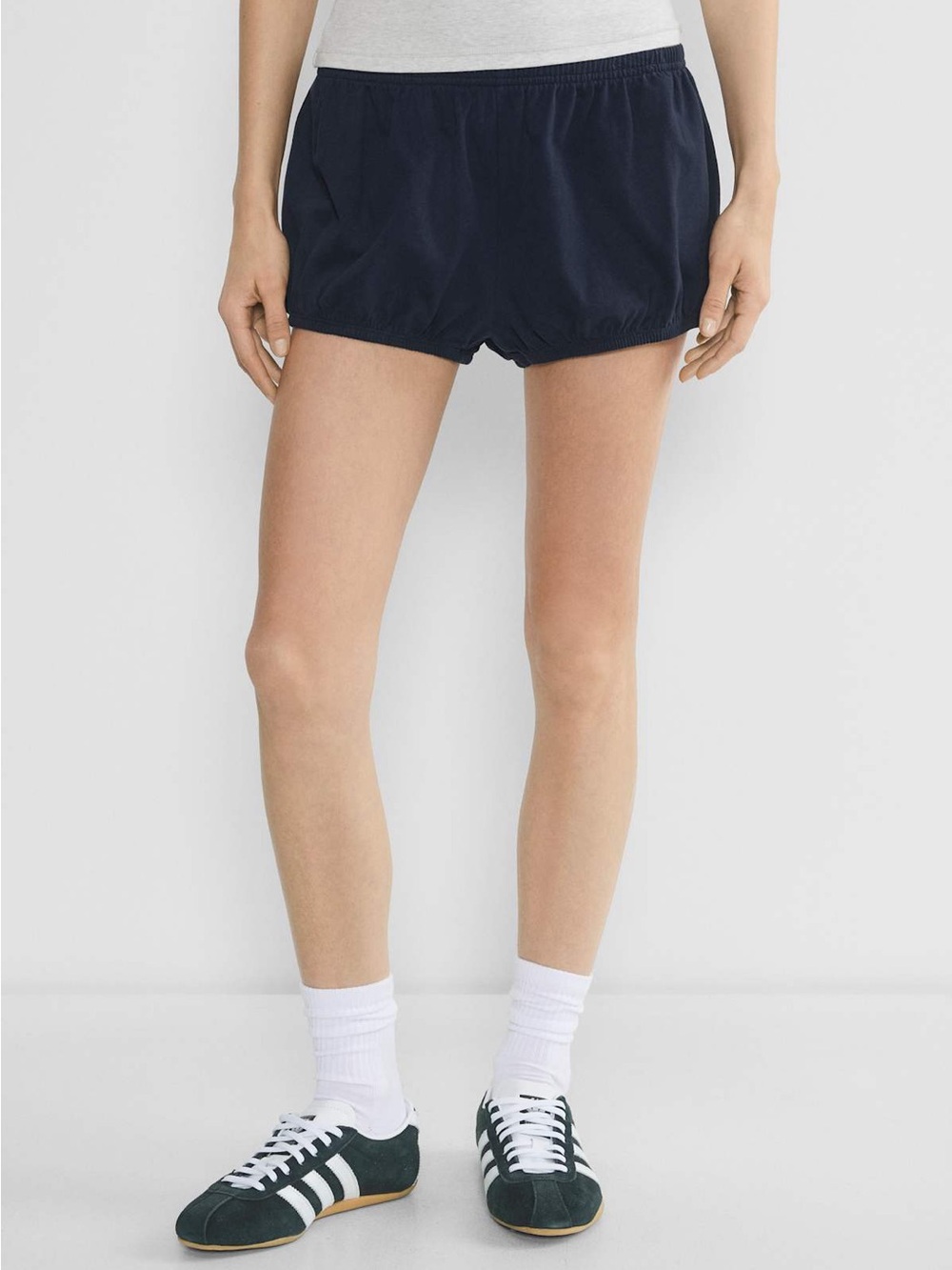 Aritzia Tna Soft Feels Lava Short